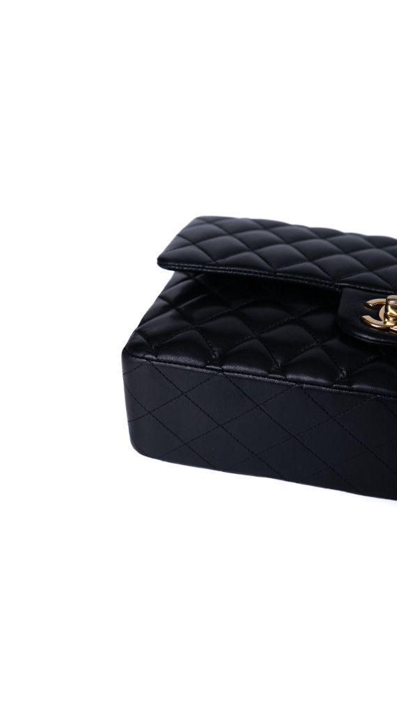 Chanel Classic Double Flap Bag i Size Medium Sort Lammeskinn