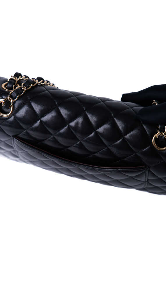 Chanel Classic Double Flap Bag i Size Medium Sort Lammeskinn