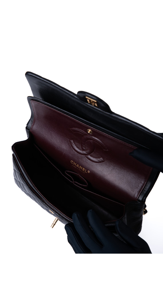Chanel Classic Double Flap Bag i Size Medium Sort Lammeskinn