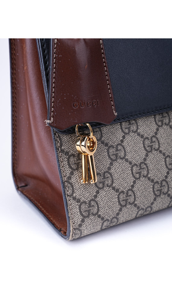 Gucci Padlock Shoulder Bag Size Medium