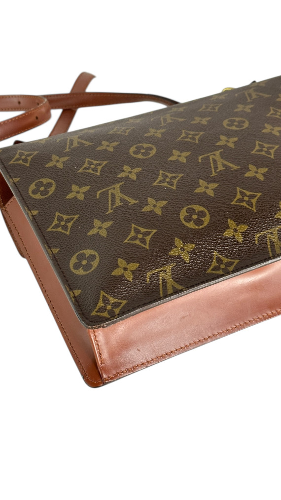 Louis Vuitton Monceau Shoulder Bag