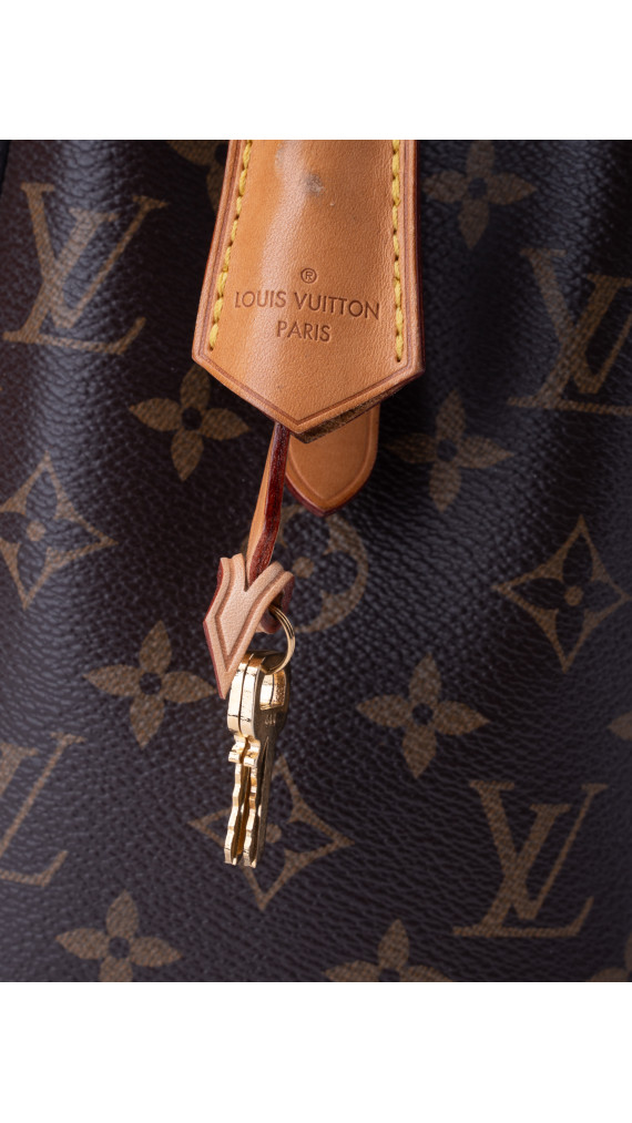 Louis Vuitton Montaigne BB Shoulder Bag