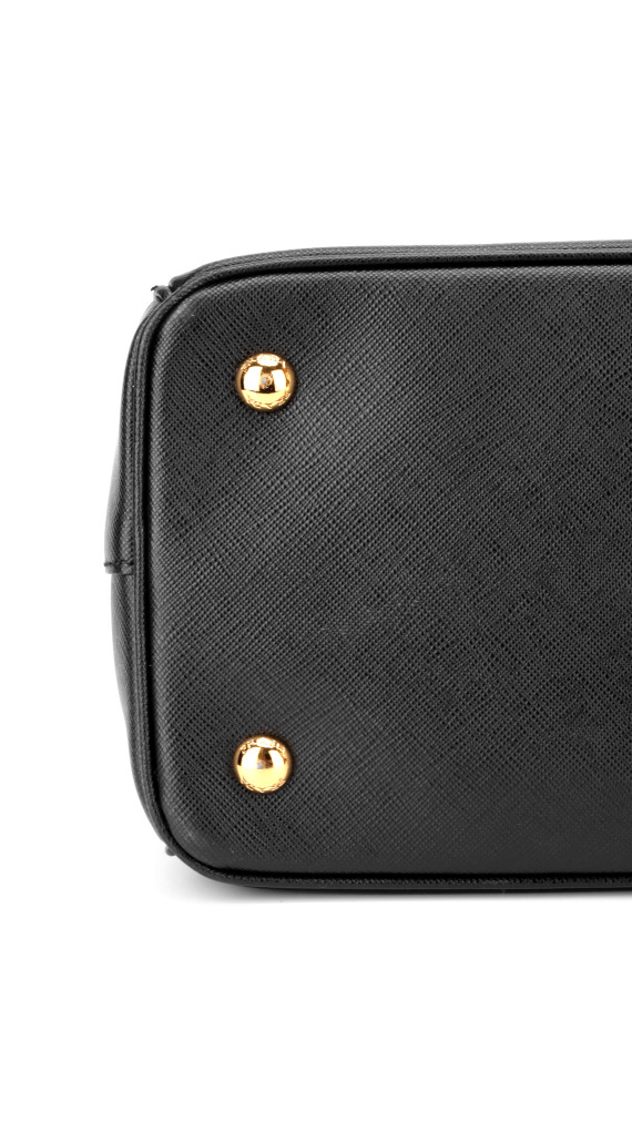 Prada Saffiano Lux Shoulder Bag Size Medium