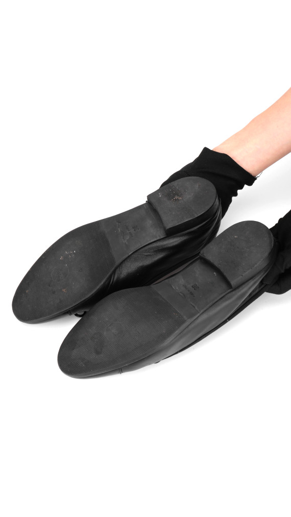 Chanel Ballerina Flats – Sort Skinn & Lakktå med CC-logo