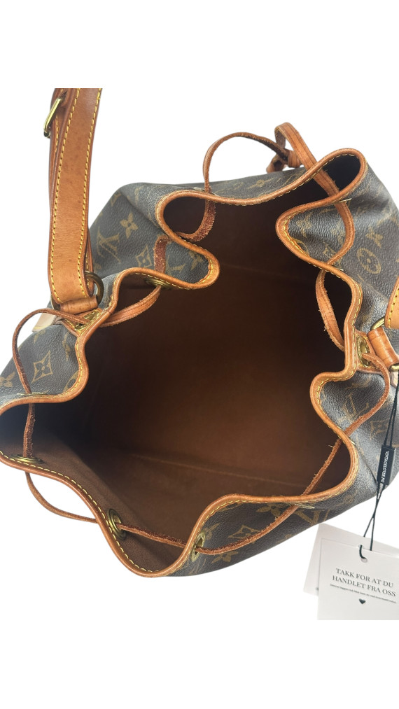 Louis Vuitton Noé GM Shoulder Bag
