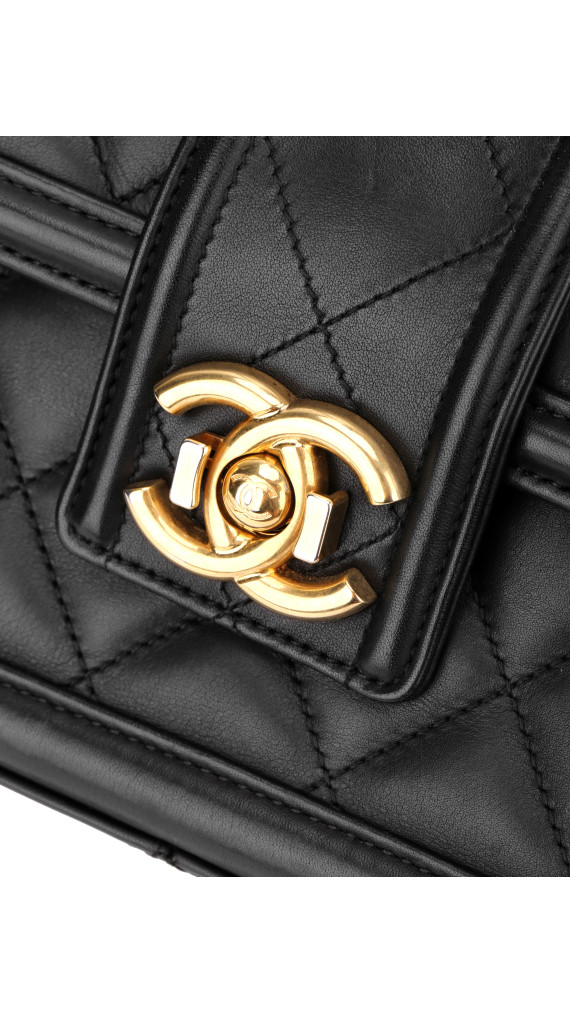 Chanel Single Flap Bag Sort