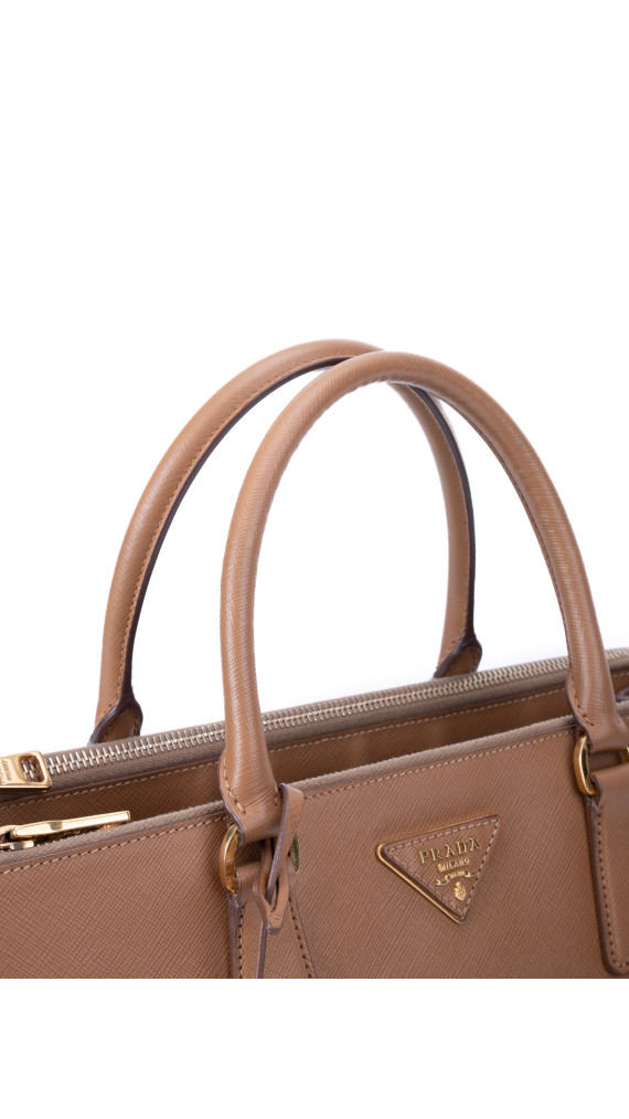 Prada Saffiano Shoulder Bag Karamellbrun