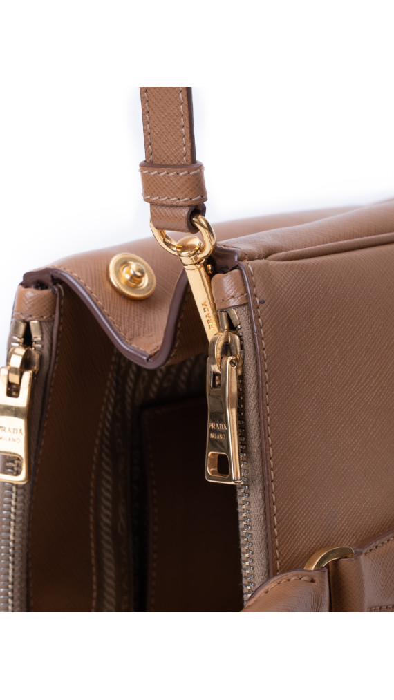 Prada Saffiano Shoulder Bag Karamellbrun