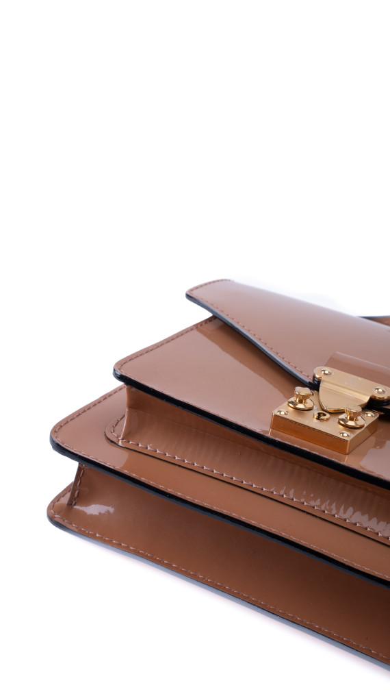 Louis Vuitton Monceau Shoulder Bag i Patent Leather