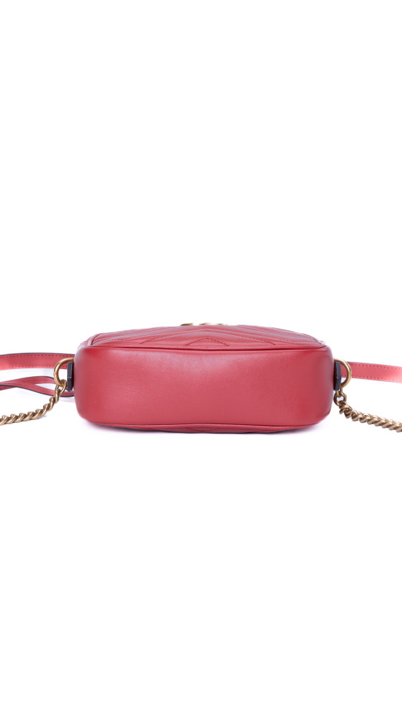 Gucci GG Marmont kamera-veske