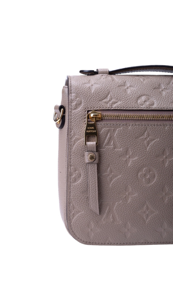 Louis Vuitton Métis Monogram Shoulder Bag