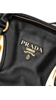 Prada Vitello Daino Gaufre Leather Shoulder Bag i Sort