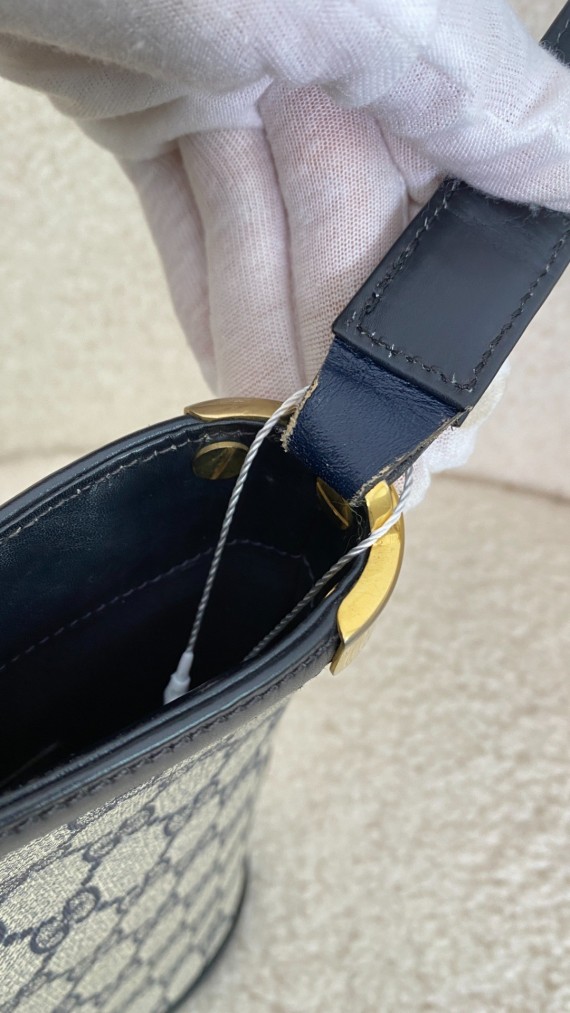 Vintage Gucci Shoulder Bag