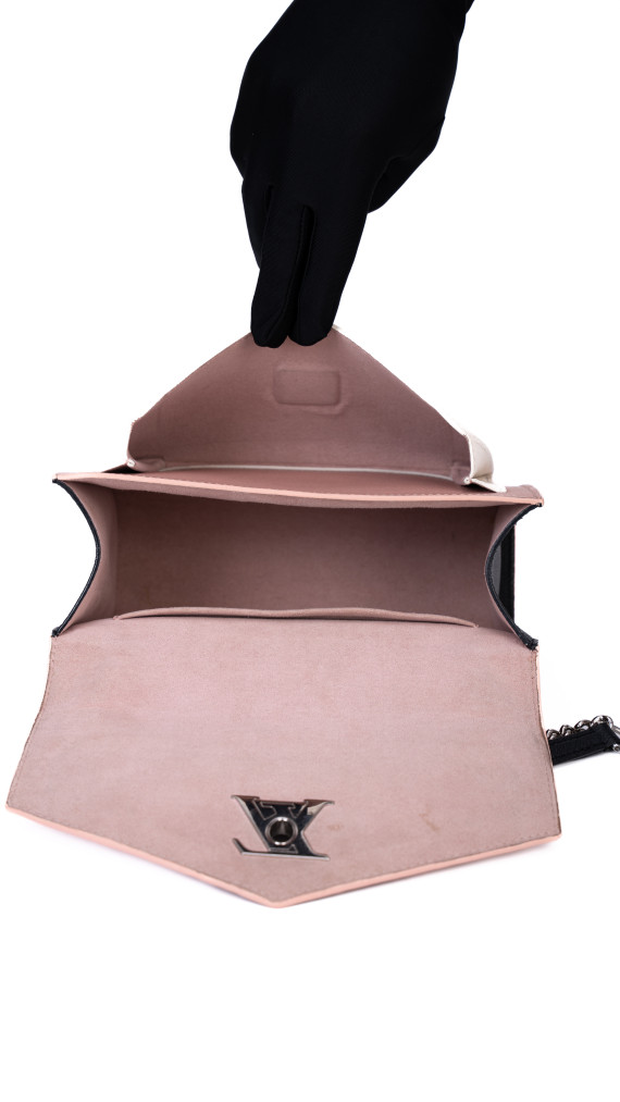 Louis Vuitton Lockme Chain Bag – Rosa og Sort Kalveskinn