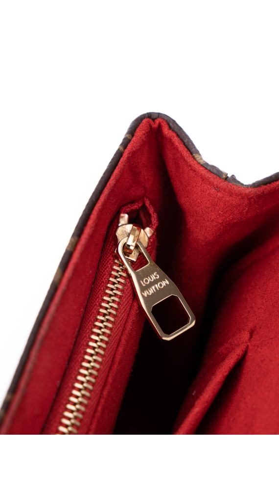 Louis Vuitton Pallas Chain Bag – Monogram Canvas & Rød Skinnklaff