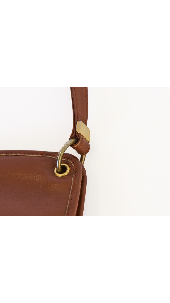 Christian Dior Vintage Skulderveske i Brun Skinn