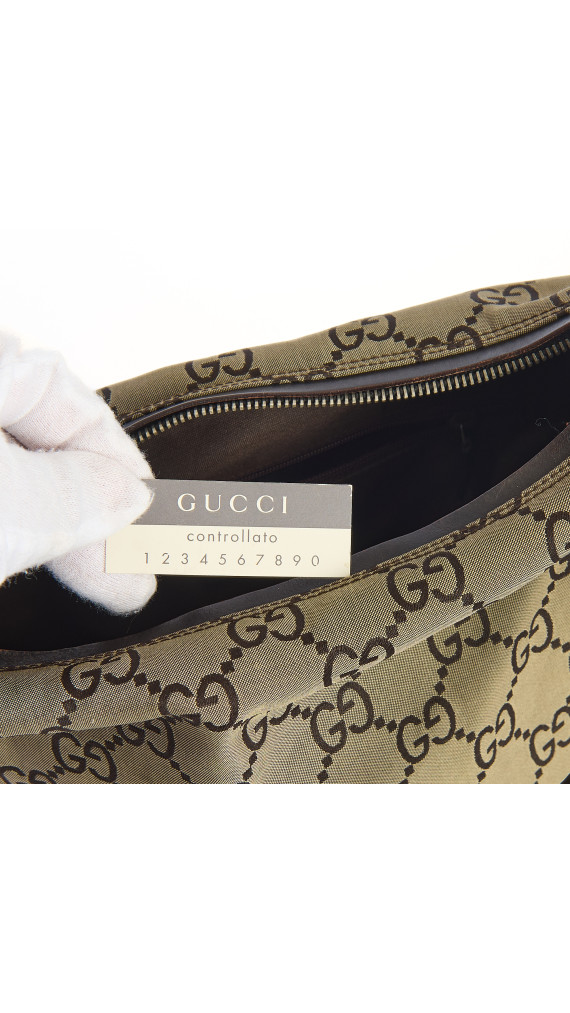 Gucci GG Monogram Hobo Bag med Skinnpaneler