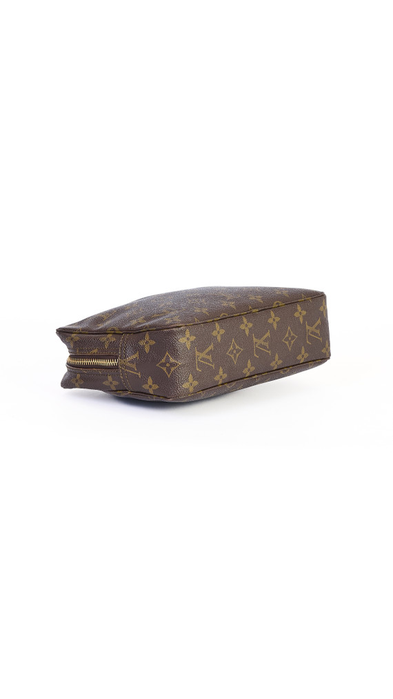 Louis Vuitton Trousse Toilette monogram 23