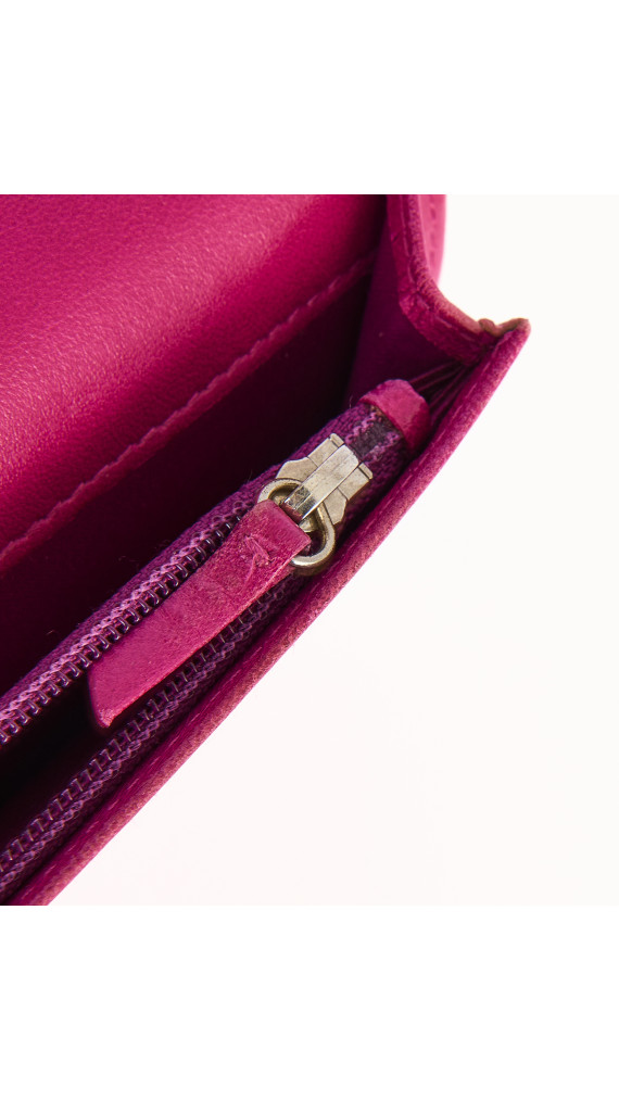 Chanel Camellia Lambskin Pink Wallet med Sølv CC-logo