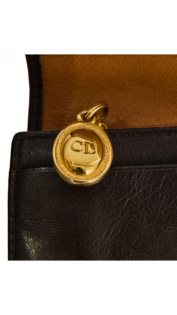Christian Dior Vintage CD Wallet i Skinn