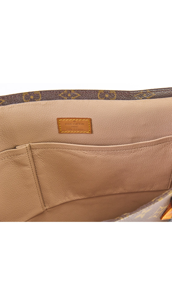 Louis Vuitton Monogram Sac Plat Tote Bag