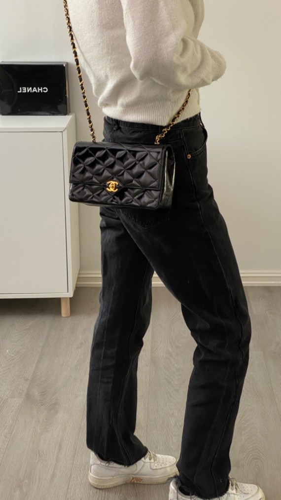 Chanel Single Flap Crossbody Bag Patent Leather
