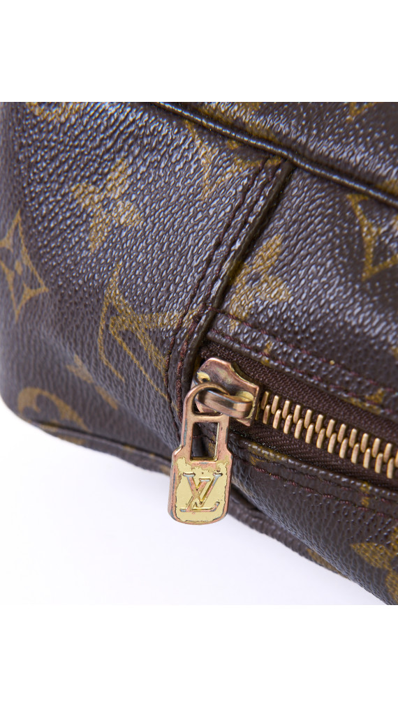 Louis Vuitton Trousse Toilette monogram