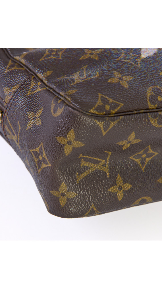 Louis Vuitton Trousse Toilette monogram