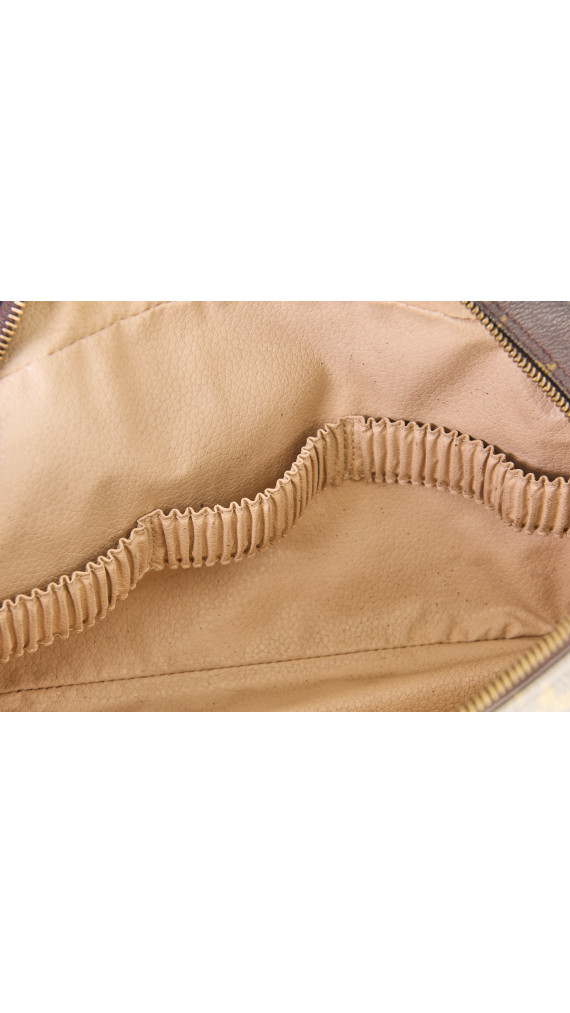 Louis Vuitton Trousse Toilette monogram
