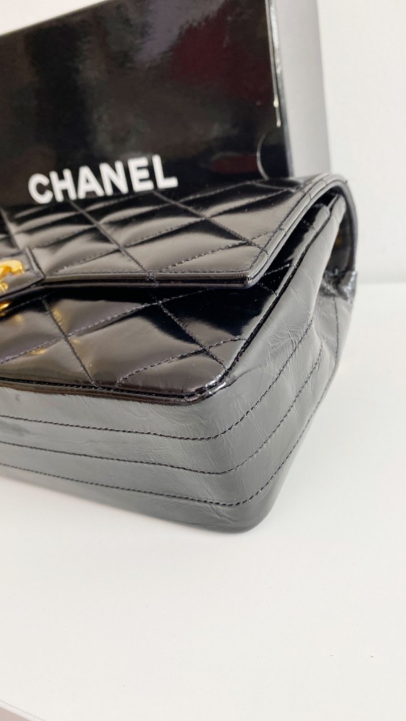 Chanel Single Flap Crossbody Bag Patent Leather