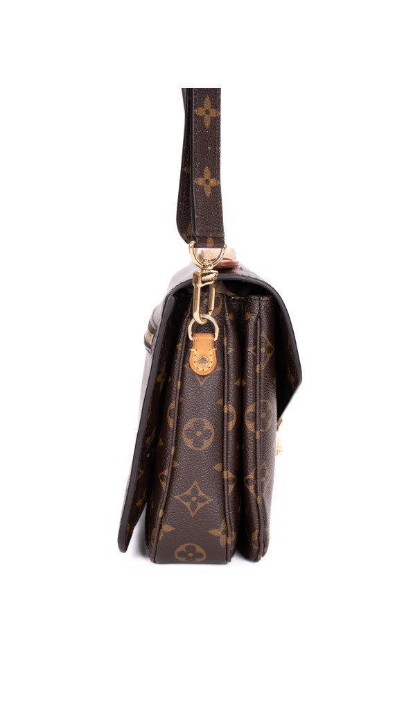 Louis Vuitton Pochette Métis Monogram Canvas