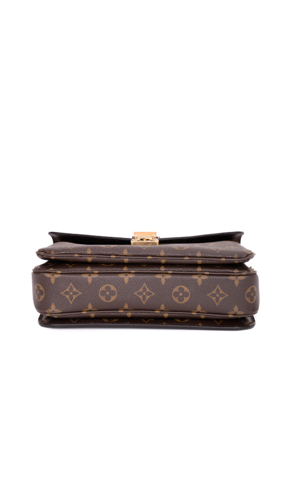 Louis Vuitton Pochette Métis Monogram Canvas