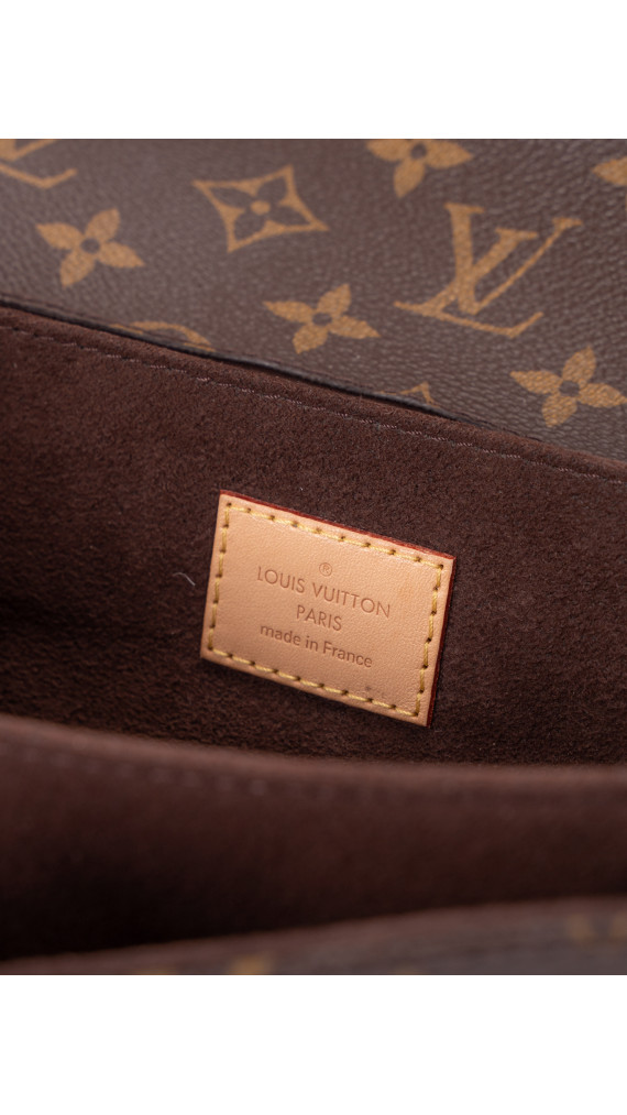 Louis Vuitton Pochette Métis Monogram Canvas