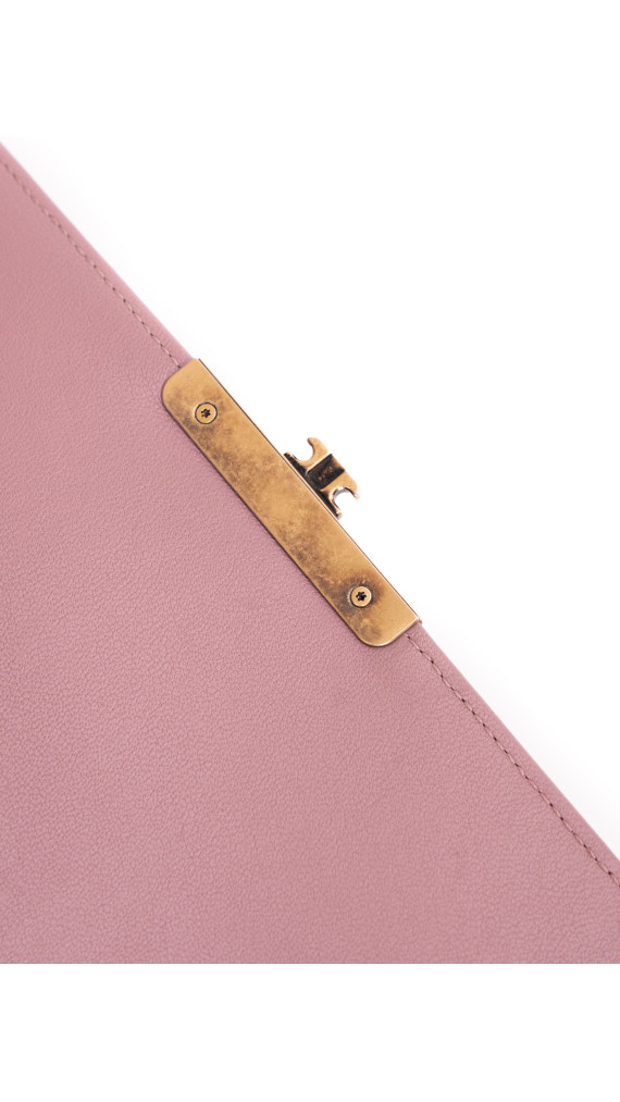 Chanel Single Flap Bag – Rosa Lammeskinn med Akryl CC-lås