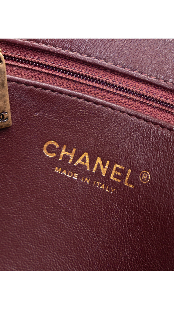 Chanel Single Flap Bag – Rosa Lammeskinn med Akryl CC-lås