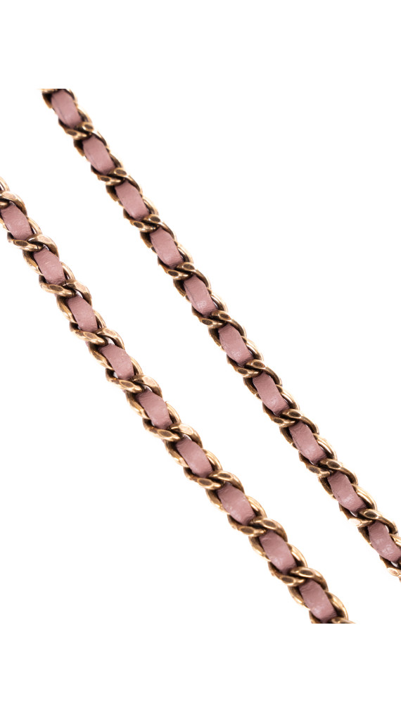 Chanel Single Flap Bag – Rosa Lammeskinn med Akryl CC-lås