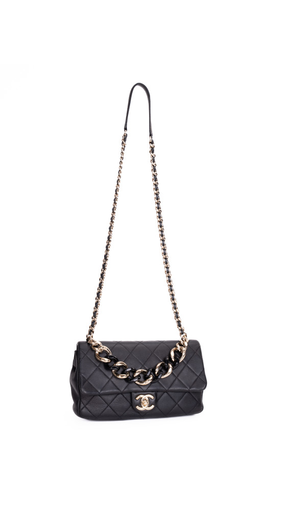 Chanel 19 Flap Bag i Sort Skinn med Gyllen Kjede