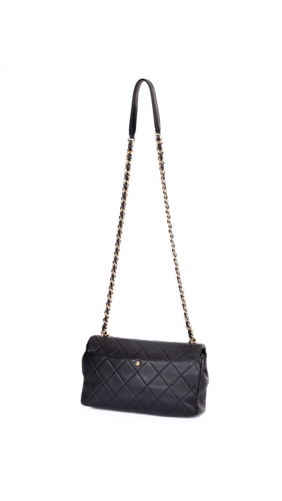 Chanel 19 Flap Bag i Sort Skinn med Gyllen Kjede