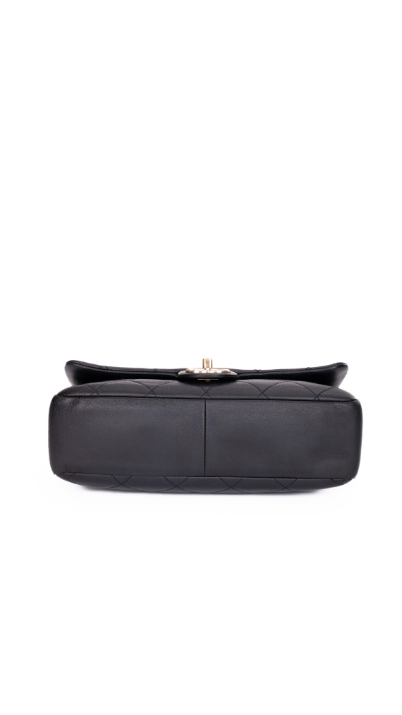 Chanel 19 Flap Bag i Sort Skinn med Gyllen Kjede