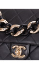 Chanel 19 Flap Bag i Sort Skinn med Gyllen Kjede