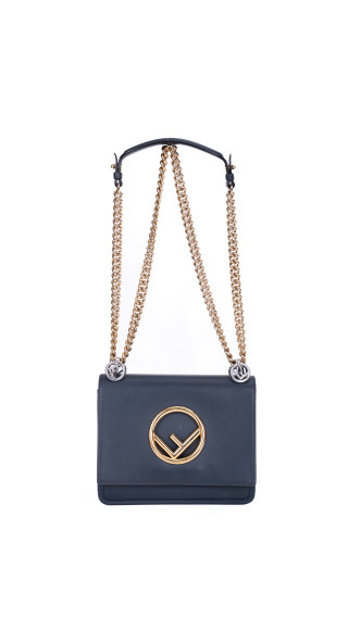 Fendi Kan I Shoulder Bag i Mørkeblå