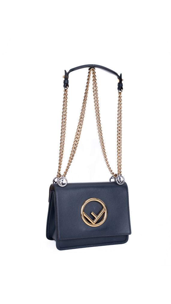 Fendi Kan I Shoulder Bag i Mørkeblå