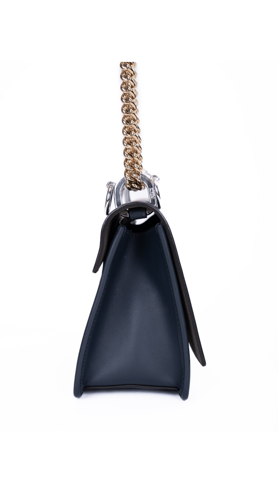 Fendi Kan I Shoulder Bag i Mørkeblå