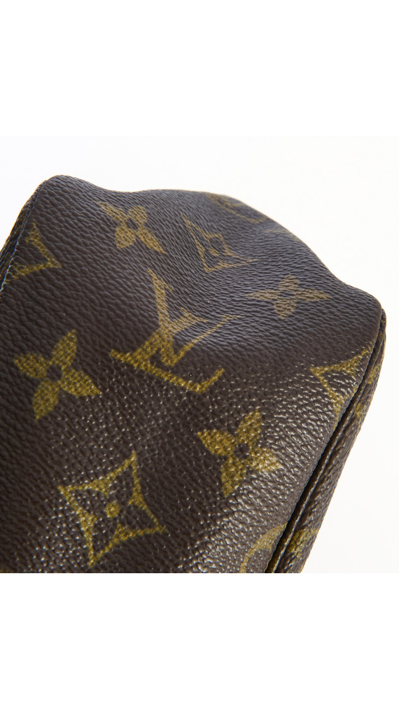 Louis Vuitton Trousse Toilette Size 28