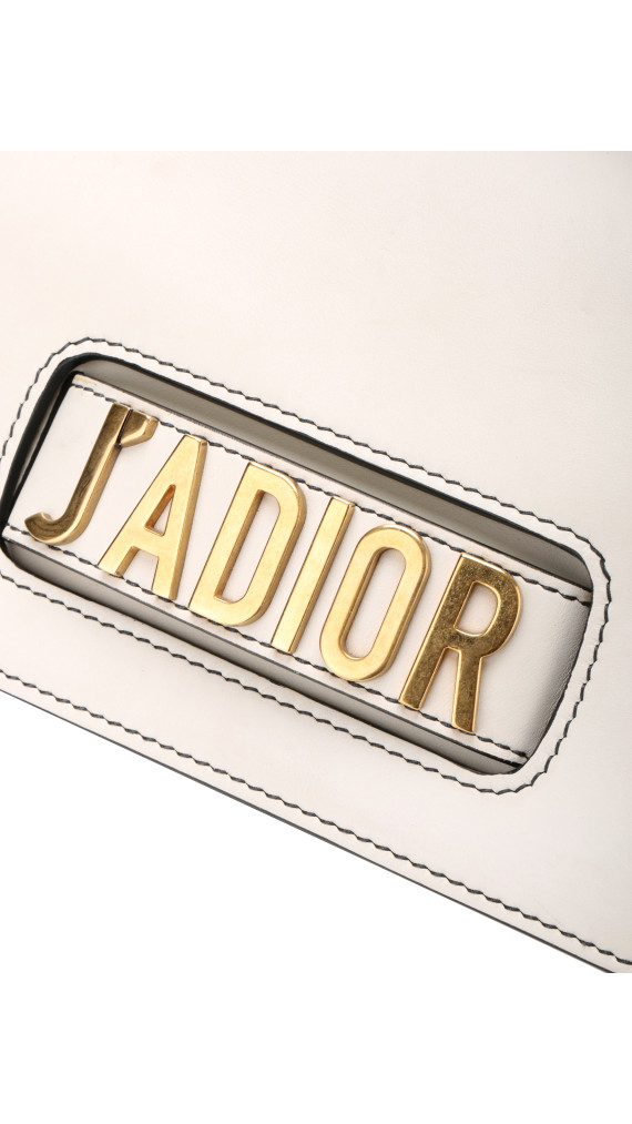 Dior J’ADIOR Flap Bag i Hvit Skinn med Gullkjedestropp