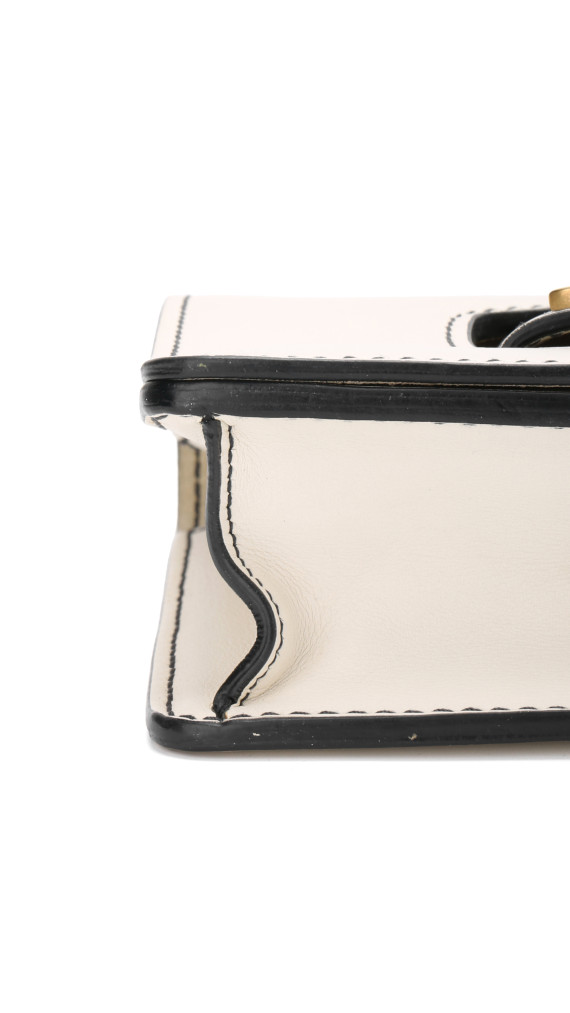 Dior J’ADIOR Flap Bag i Hvit Skinn med Gullkjedestropp