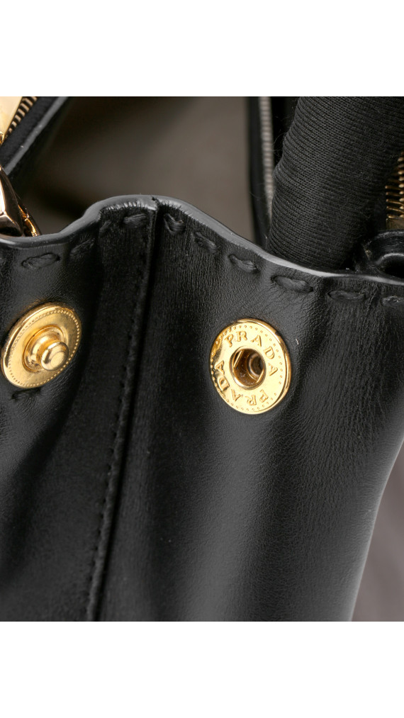 Prada Double Tote Bag i To-farget Skinn – Brun og Sort