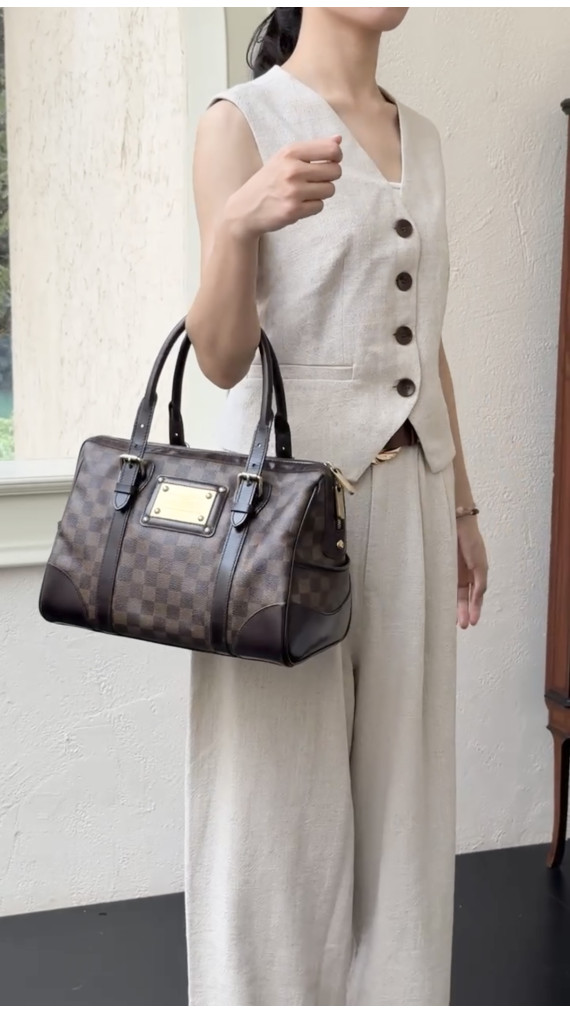 Louis Vuitton Damier Ebene Berkeley Håndveske