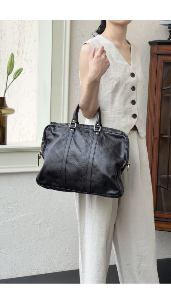 Gucci Business/PC Bag i Sort Skinn med Preget Monogram