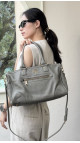 Prada Vitello Leather Shoulder Bag i Grå